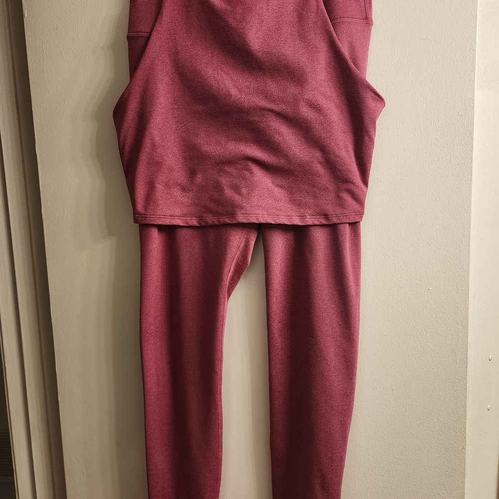 Old Navy Pink Sleeveless Bra Top and Yoga Pants Set
